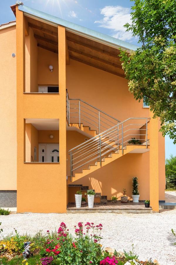 Guesthouse Miranda Np Krka Lozovac Exterior foto