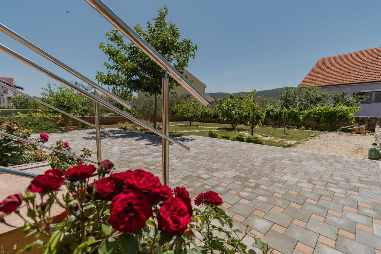 Guesthouse Miranda Np Krka Lozovac Exterior foto